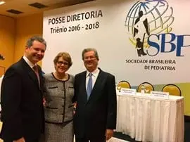 Membro Titular da Academia de Medicina da Bahia, primeira mulher a presidir a Sociedade Brasileira de Pediatria,