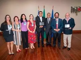 O médico psiquiatra William Dunningham recebe homenagem da Frente Parlamentar Brasileira da Medicina