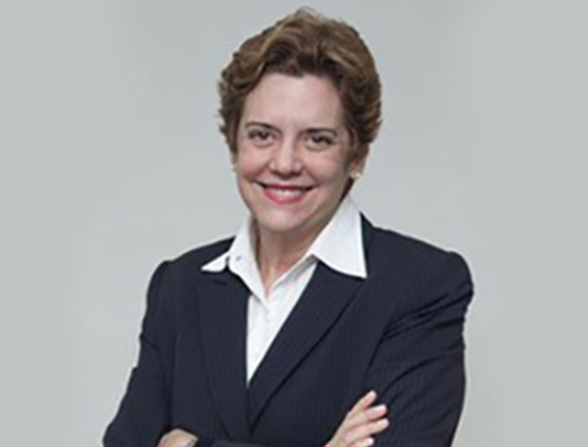  Luciana Silva, é reeleita  1a Vice Presidente da Associação Médica Brasileira (2024 - 2026)