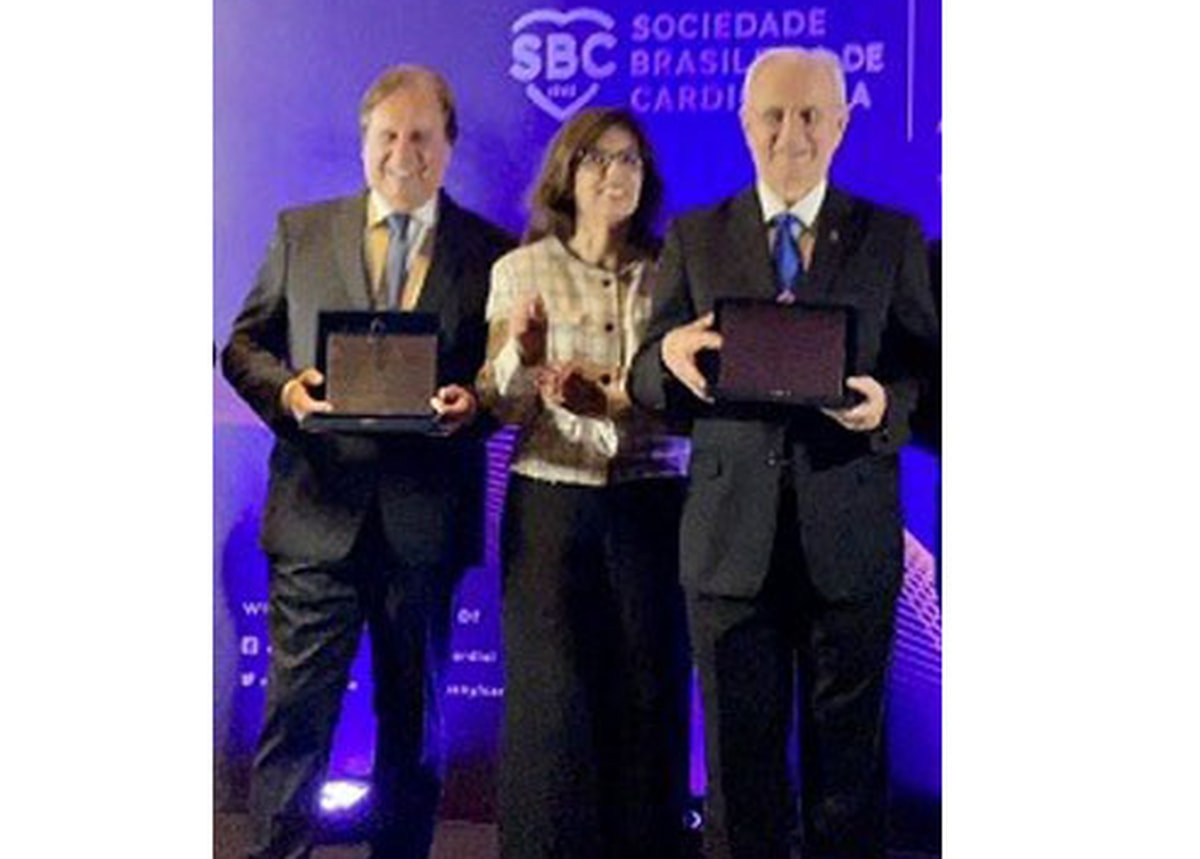 Acadêmicos Gilson Feitosa e Jadelson Andrade são homenageados pela Sociedade Brasileira de Cardiologia (SBC)